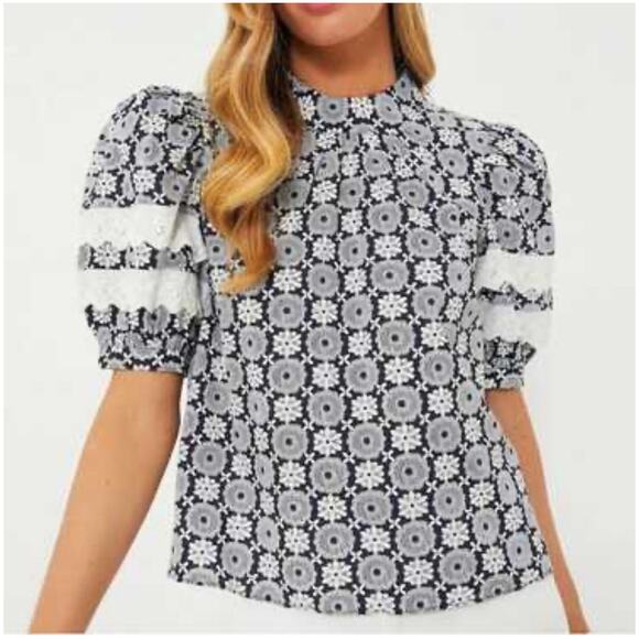 Hyacinth House Tops - Hyacinth House Navy Blue White Floral Gigi Blouse XS Lace Trim Puff Sleeve New
